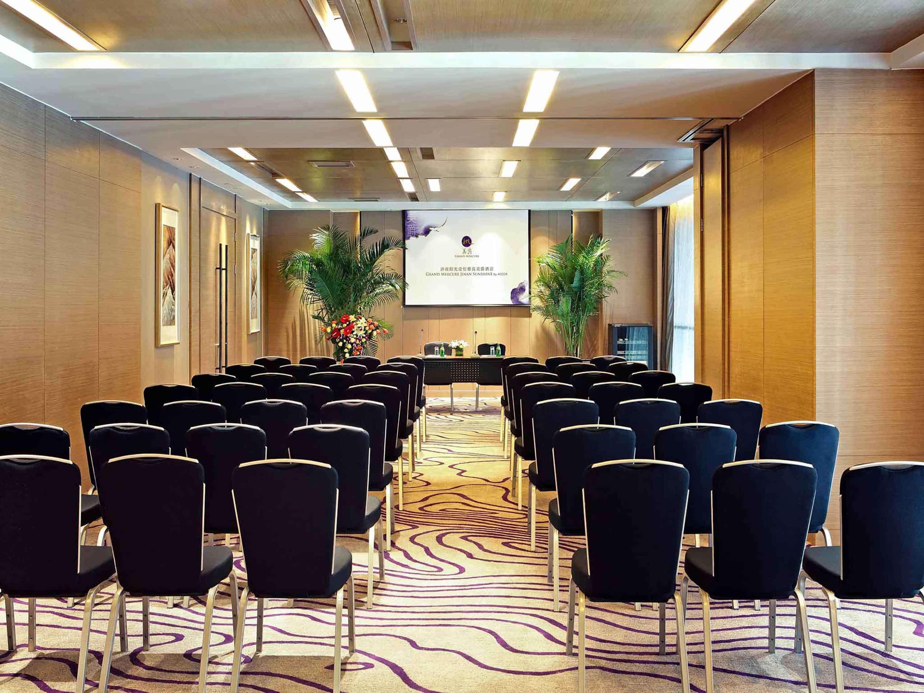 Grand Mercure Jinan Sunshine Exterior photo